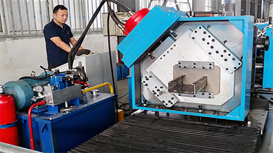 C PurlinRoll Forming Machine