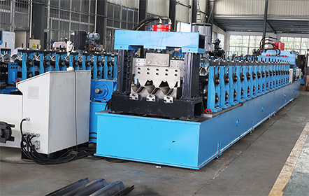 High Speed Guardrail Roll Forming Machine